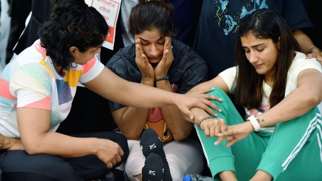Wrestlers Protest