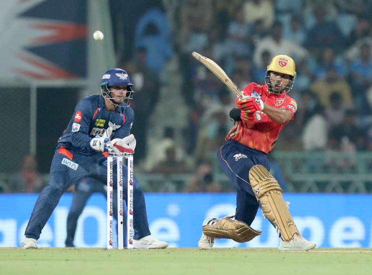 Cricketers Income
