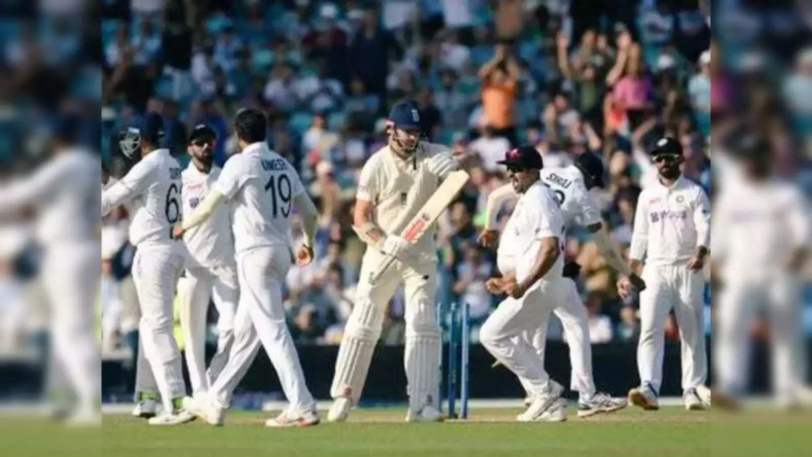 Cricketers Income