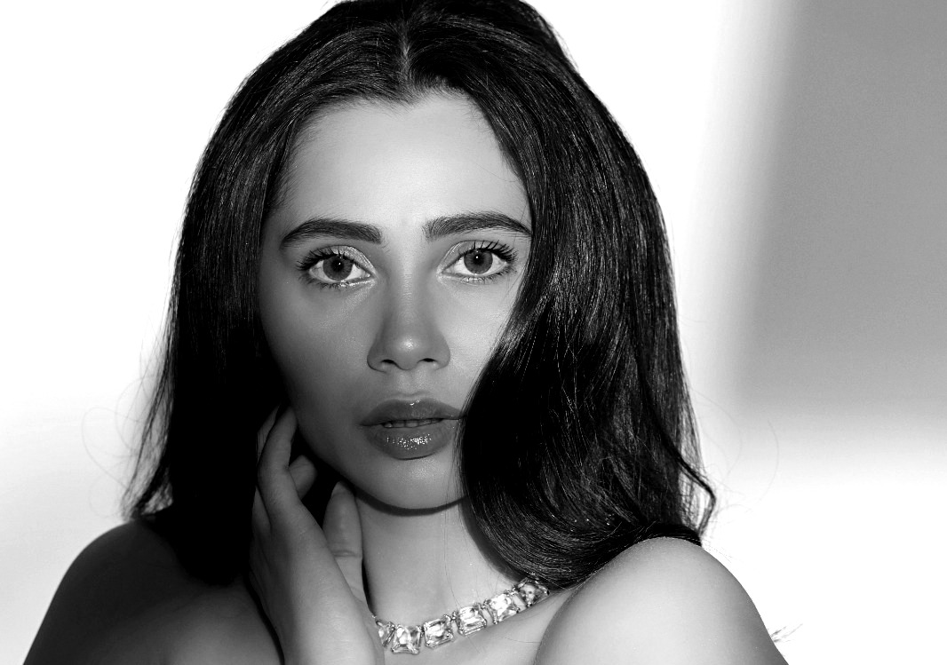 Zahrah S Khan
