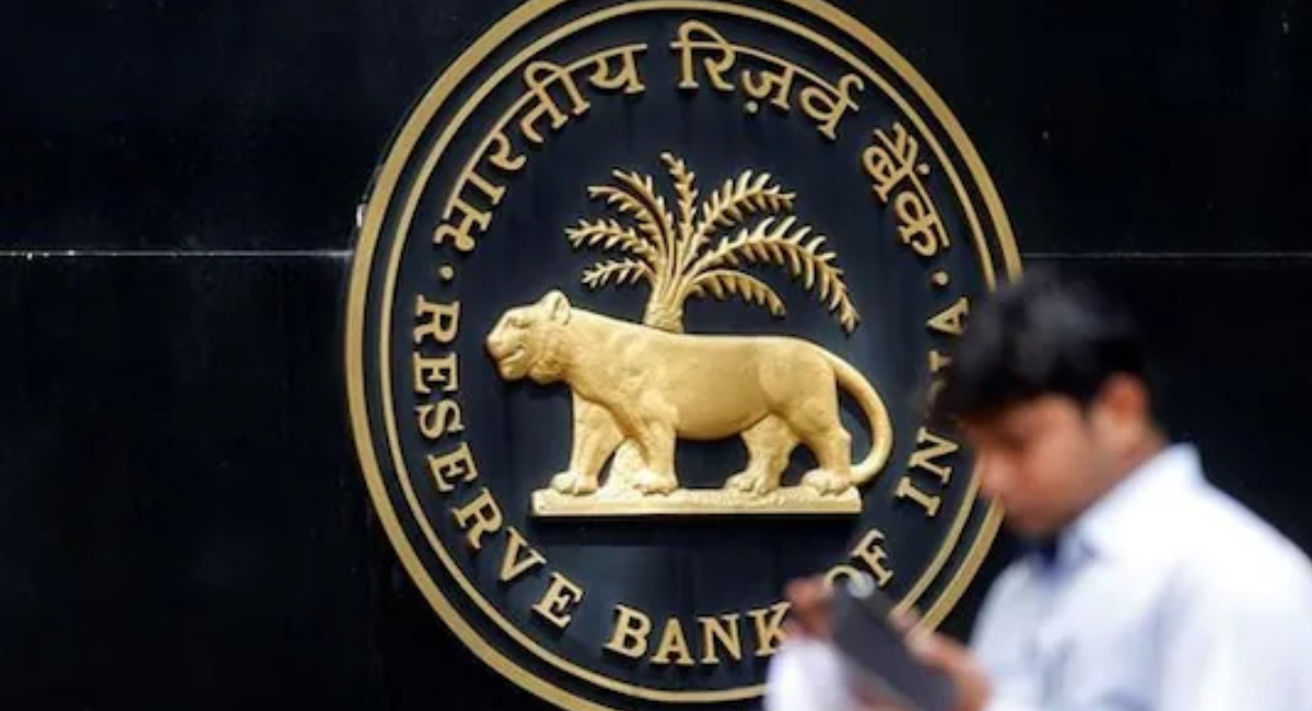 पुराने खातों के लिए 3 साल पूरा करना जरूरी