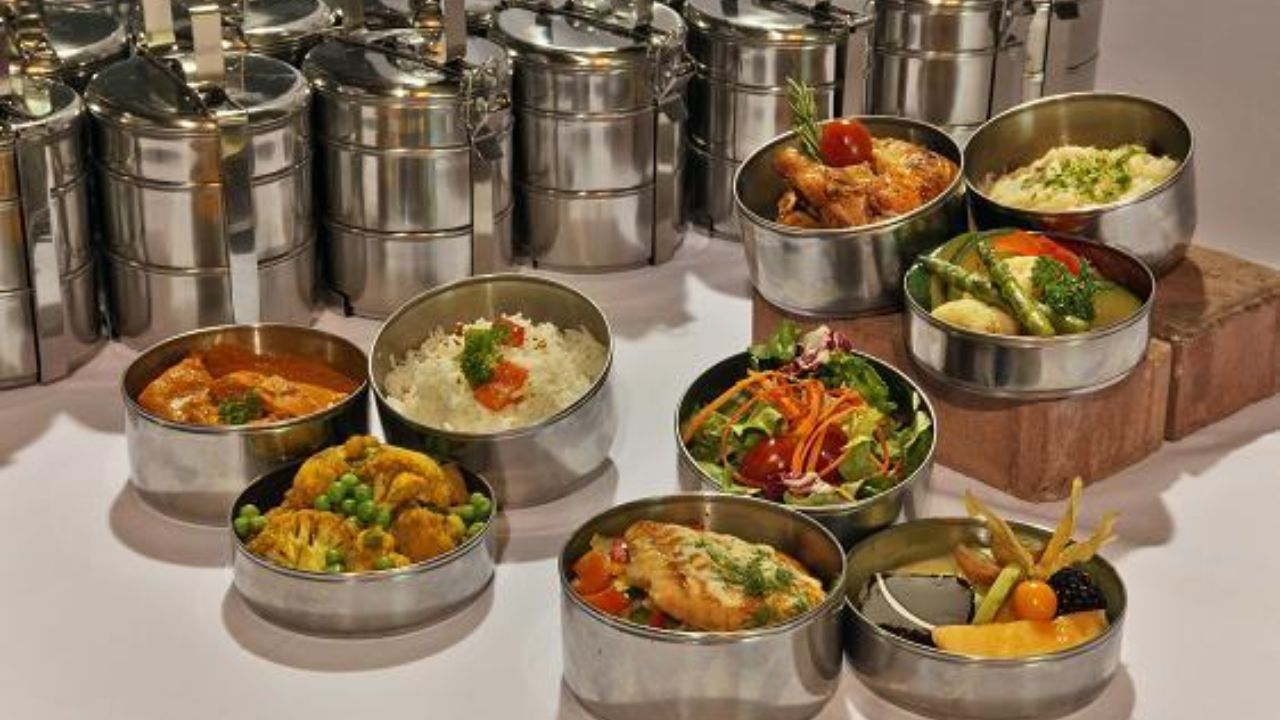 ज़रूरी खर्च व आवश्यक वस्तुएं