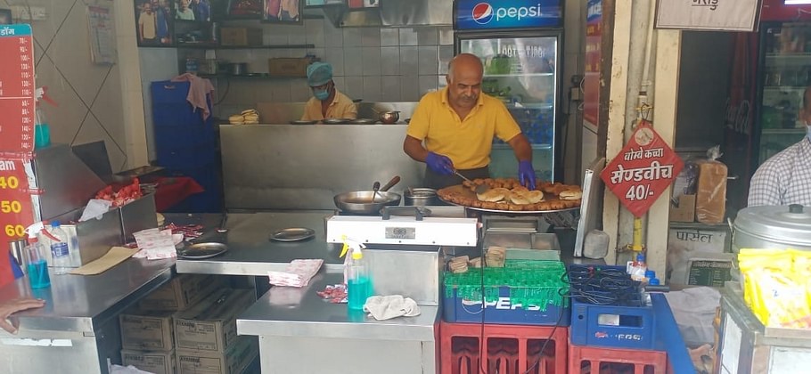 Johny Hot Dog, Indore