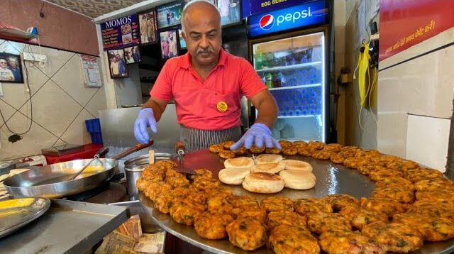Johny Hot Dog, Indore